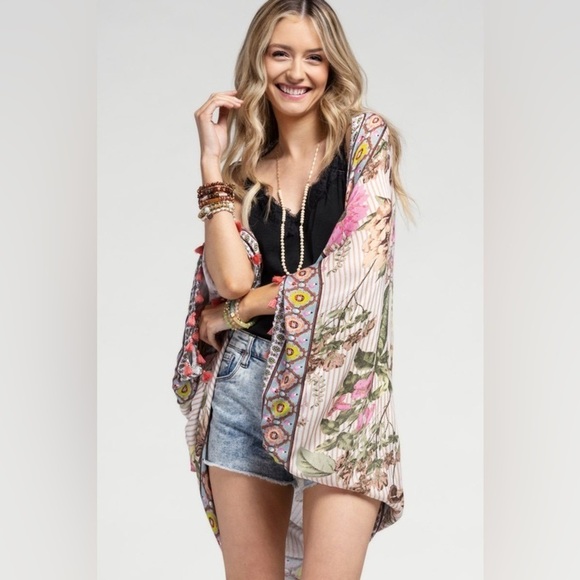 Women's Moroccan Flower Cocoon Kimono with Tassel Accent One Size - Picture 1 of 5